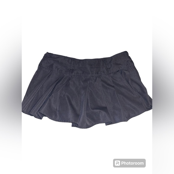 Pleated double belt skirt - Picture 4 of 6